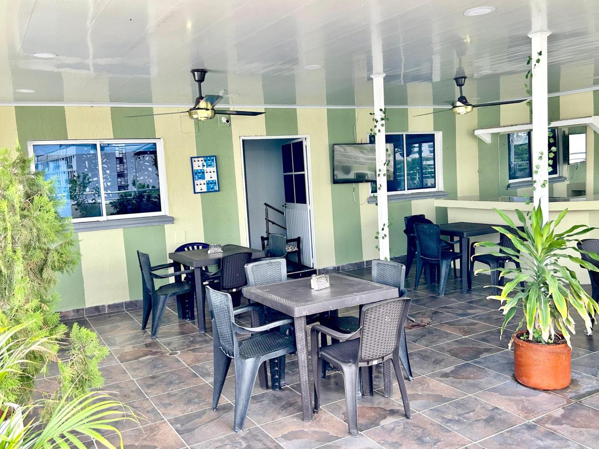 Hotel Brisas Del Mar Suite - Santa Marta (Magdalena) — Photos 2